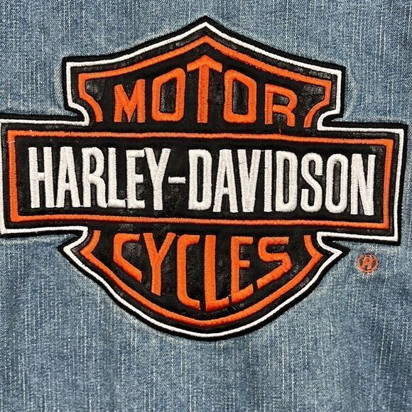 Harley-Davidson Logo Patch Denim Trucker Jacket Kid’s Size 16-18 - Picture 3 of 8
